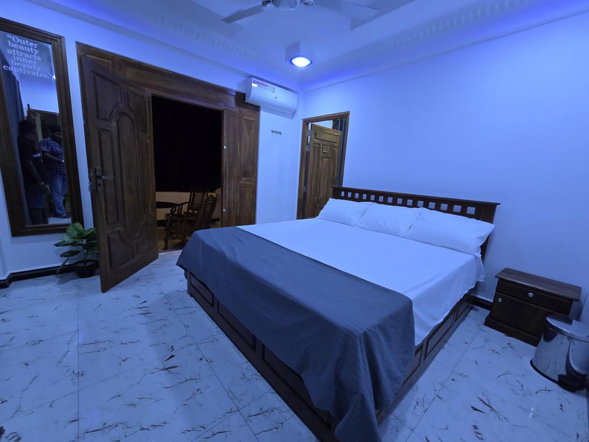 Апартаменты Munril Guest Джафна Экстерьер фото